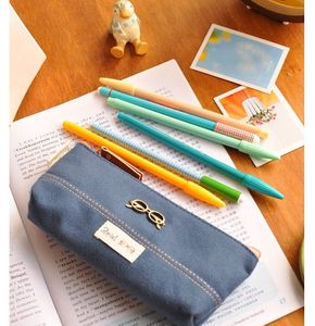 DHL200st Creative Small Universe Pen Stationery Bag Women Kort duk Kosmetiska väskor 5Colors Pencil Case