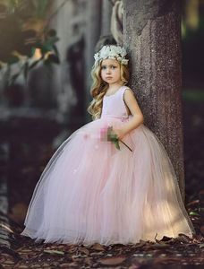 Urodziny Boże Narodzenie różowa bez rękawów suknia balowa kwiat dziewczynka sukienki ładny ręcznie robione kwiaty koronki tyłu dziewczyny korowód sukienka na wesela gościnny tiul