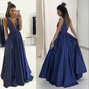 Stunning Deep Blue Prom Dresses Plunge V-neck Sleeveless Sexy Cutaway Sides Celebrity Party Dresses 2017 Simple Charming Long Evening Dress