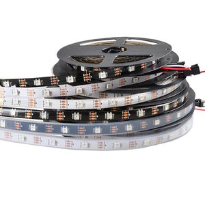 5 M 30leds / M SK6812 Adresowalny RGB LED Strip Light, programowalna cyfrowa taśma telewizyjna, podobne WS2812B, wejście DC5V, białe / czarne PCB, IP20 / IP65 / IP67