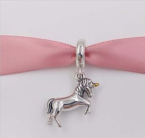 Anndy Jewel Authentic 925 Серебряные серебряные бусины Unicorn Dangle Charms подходит для европейских ювелирных украшений в стиле Пандоры.