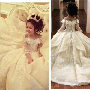 Vintage Lace Ball Gowns Girl Pageant Dresses 2017 off Shoulder 3 4 Long Sleeves Kids Flower Girl Dress Ruffle Sweep Train2735