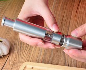 20 sztuk / partia Szybka Wysyłka Przenośna Ze Stali Nierdzewnej Kciuk Push Salt Pepper Grinder Spice Sos Mill Grind Kitchen Tool