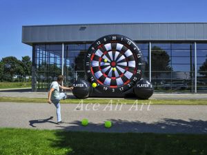 Gratis luftblåsare 3 meter h svartvit bärbara uppblåsbara dartspel för skojs skull i Kina