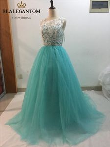 2017 Fashion Scoop Lace Ball Gown Quinceanera Dresses with Button Tulle Plus Size Sweet 16 Dresses Vestido Debutante Gowns BQ38