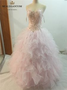 2017 Sexig Fashion Sweetheart Crystal Ball Gown Quinceanera Klänningar med Sequined Beading Tulle Sweet 16 Dresses Vestido Debutante Gowns BQ26