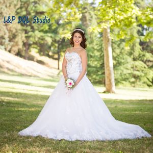 Ball Gown Wedding Dresses Sweetheart Sleeveless Lace-up Back Sparking Beads Sequins On the Top Long Bridal Gowns with Applique-Real Pictures Taken by our Buyer