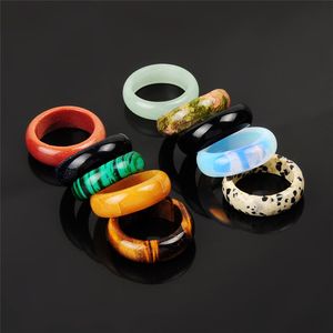 Männer Frauen gemischte zufällige Farbe Naturstein Dalmation Jasper Onyx Tigers Augen Finger Ring Opal Green Aventurin Band Ring Für Weibliche Männchen