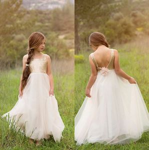 2022 Junior Bridesmaids klänningar för barn guld paljett blomma flicka klänning med elfenben tyll golv längd bröllop flickor julklänningar