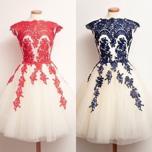 Gorgeous Wedding Guest Dress Red Navy Blue Ivory White Champagne Custom Made Lace Appliques Two Tone Short Bridesmaid Dresses