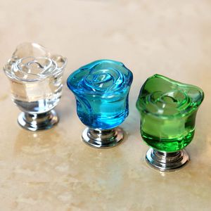 Modern moda kolları yaratıcı gül cam kristal çekmecesi ayakkabı dolabı düğmeleri yeşil berrak mavi kristal mutfak kapı kolu çekiyor