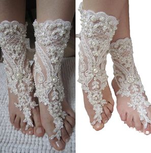 Romantisk strandbröllop Skor Delikat Lace Applqiues Pärlor Öppna Toe Ankel Flat Bridal Sko för sommar