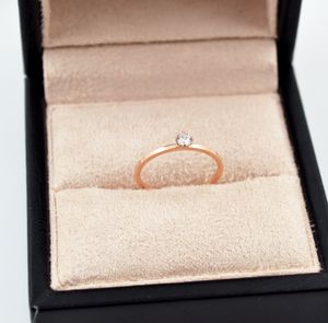316Lチタンスチール愛好家は、女性と男性のために1.1mmの1つの大きなダイヤモンドと1つの大きなダイヤモンドを備えたバンドリング
