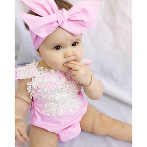 Babyspielanzug INS Sommer Baby Mädchen Rosa Spitze Strampler + Stirnbänder Infant Ärmel Neugeborenen Weiche Baumwolle Body 2 stücke Sets