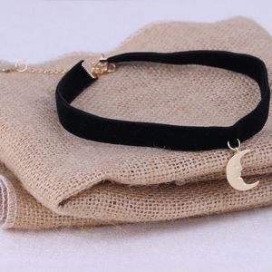 10Pc/Lot Lovely Smiling Moon Face Pendant Black Korea Velvet Rope Choker Collar Necklace Female Collier Bijoux Girls Gift EFN015V