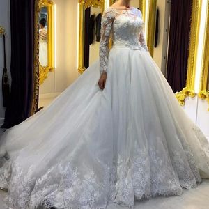 2017 아프리카 웨딩 드레스 국가 Bateau 목 레이스 Appiques 비즈 환상 순전히 긴 소매 Sweep Train Tulle Sashes Bow Bridal Gowns