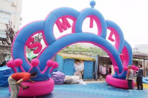Giant Inflatable Wedding Decorations Outdoor Inflatable Crown Entrance Arch For Entrance On Lawn Wedding