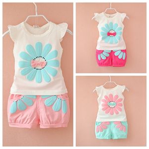 Venda quente bonito meninas do bebê crianças flores tops camisa + calças shorts 2 pçs / set roupas de verão roupas de alta qualidade