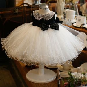 White and Black Ball Gown Flower Girls Dresses Ball Gown Tulle with Sequins Flower Girls Dress Wedding Party Dress Real Pictures