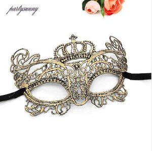 PF Crown Lace Masken Deguisement Fancy Kostüm Obere Hälfte Gesicht Augenmaske für Frauen Mädchen Halloween Maskerade Karneval Party LM018