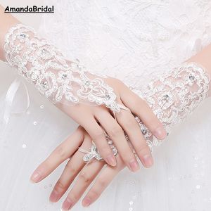 Amandabridal Short Cheap Lace Appliques Beads Crystals Fingerless Wrist Length With Ribbon Bridal Gloves Wedding Accessories For B252G