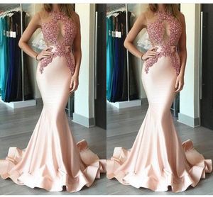 Mermaid Newest Sexy Prom Dresses Jewel Neck Lace Ruffles Applique Sweep Train Formal Evening Dress Party Gowns Backless