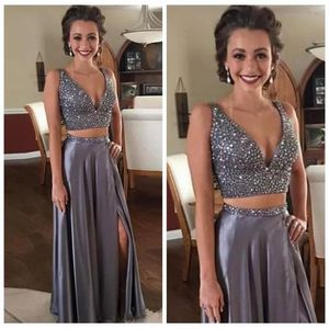 2018 Two Piece Prom Dresses Crystals Beaded Sexy Deep Neck A Line Satin Side Slit Formal Party Evening Gowns Vestidos De Fiesta