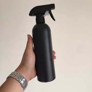 Bottiglie spray riutilizzabili per alcool disinfettante da 500 ml / 16 once Bottiglie per imballaggio in plastica di colore nero di grande capacità per la pulizia dell'aromaterapia