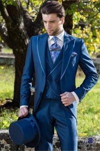 Yeni Moda Mavi Tailcoat Damat Smokin Sabah Stil Erkekler Düğün Aşınma Mükemmel Erkekler Örgün Balo Parti Suit (Ceket + Pantolon + Yelek) 949