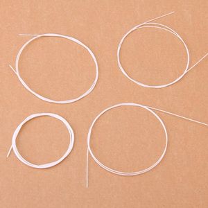 2 PCS di (4 pezzi nylon bianco Ukulele String Set)
