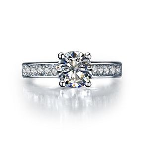 Fine Lovely Girl Friend Present 0.6ct Syntetisk diamantring för kvinnor 925 Sterling Silver Engagement Smycken Vit Guldfärg Vigselring