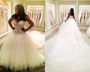 A Line Boho Wedding Dresses Bling Crystal Beaded Sweetheart Long Train Plus Size Bridal Dress Lace Up Back Country Wedding Gowns Cheap
