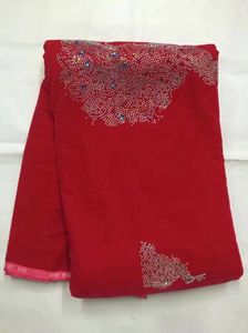 5 meter PC Gorgeous Red Velveteen Tyg med Rhinestone African Soft Velvet Lace Material för dressing JV91