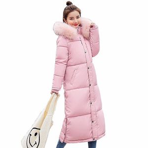 ダウンコットン冬コートの毛皮フード付き厚いパーカー女性の長いパンの服装プラスサイズの肥厚ファッションジャケットの上着LS050