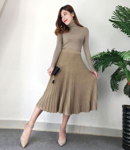 Autumn winter women's turtleneck lurex shinny long sleeve knitted sweater and elastic waist pleated long skirt 2 pieces suit twinset