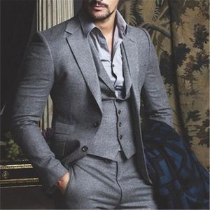 Autunno Inverno Moda Smoking grigio Tweed da sposo Smoking con risvolto a due bottoni Abito da sposa da uomo Eccellente Abito da 3 pezzi (giacca + pantaloni + cravatta + gilet) 88