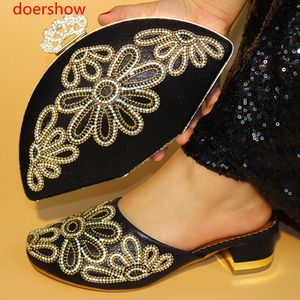Neueste schwarze Farbe afrikanische Schuhe und passende Taschen italienische Schuhe und Taschen, um Schuhe mit Tasche Set verziert mit Strass NYY1-7