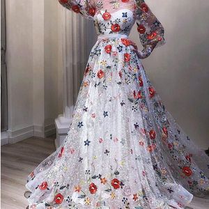 Enchantment Fairy Lace Evening Dress With Embroidery Jewel Neck Long Sleeve Applique A-Line 2018 Prom Dresses Glamorous Formal Dresses