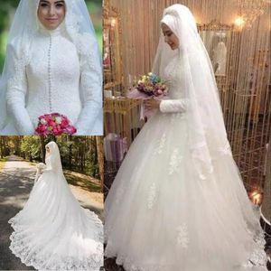Koronki Muzułmańskie Suknie Ślubne 2019 Wysokiej Neck Długie Rękawy A Linia Suknie Ślubne Tulle Sweep Train Lace Aplikacje Wedding Vestidos