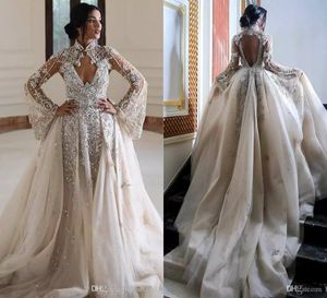 2019 Dubai Árabe Alto Pescoço Vestidos De Casamento Rendas Frisado Rhinstones Oco de Volta Uma Linha País Vestidos de Noiva Vestido de Noiva de Manga Longa