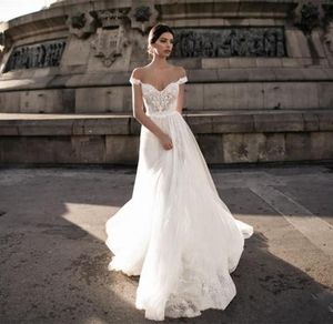 Neue Mode benutzerdefinierte Hochzeitskleid Spitze der Schulter weiche Tüll-Tailed-Party