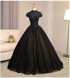 Schwarzes Ballkleid Gothic Brautkleid mit Flügelärmeln, Stehkragen, Schnürung am Rücken, nicht weiße Brautkleider, bodenlang, nach Maß