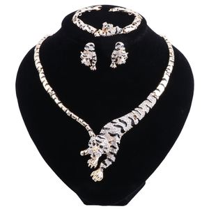 Biżuteria Zestaw dla kobiet Moda Wedding Leopard Crystal Gold Color Naszyjnik Kolczyki Bransoletka Akcesoria