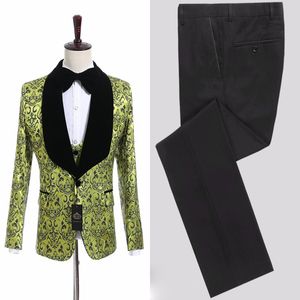 New Groomsmen Modello verde giallo Smoking dello sposo Scialle Risvolto nero Abiti da uomo Abiti da sposa / Prom Best Man (giacca + pantaloni + gilet + cravatta) K923