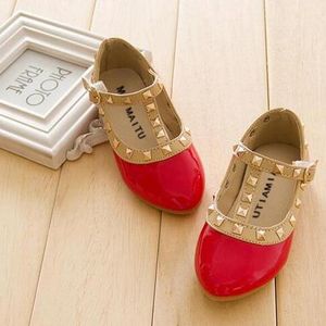 Fashion Princess Girls Shoes Children Casual PU Leather moccasins Kids Dancing Baby Fashion mary jean Rivets sandals