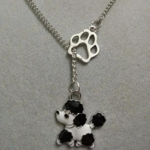 Lucky 8 Cat / Dog Paw эмаль зеленый 3-листный клевер Irish Shamrock Trinity / Poodle / Poodle Dog Charm Свитер цепи ожерелье DIY женщин ювелирные изделия A63