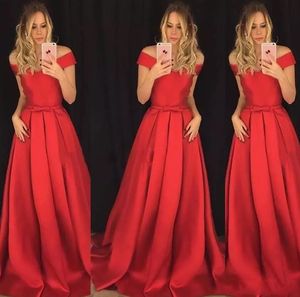 2023 Chic Red Off the Shoulders aftonklänningar en linje båge knutskärm lång satin kväll prom klänningar kändis tävling klänning formella slitage