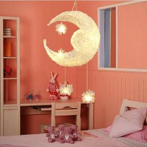 Modern LED-ljuskrona Lighting Moon Star Sweet Bedroom Pendant Lamp Luster Hängande Farmaturer Barn Barn Room Decor Light Montering