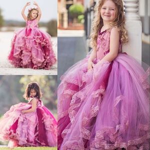 優雅なふわふわのカラフルな花の女の子のドレスレースのアップリケジュエルネックノースリーブ女の子Pageantドレスファッションチュールボールガウンの誕生日ドレス