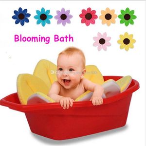 Florescendo Banho Flor Do Bebê Suave Bonito Dobrável Espuma para o Banho Do Bebê Recém-nascido 11 Cores de alta qualidade 80 cm / 31.5 polegadas C2694